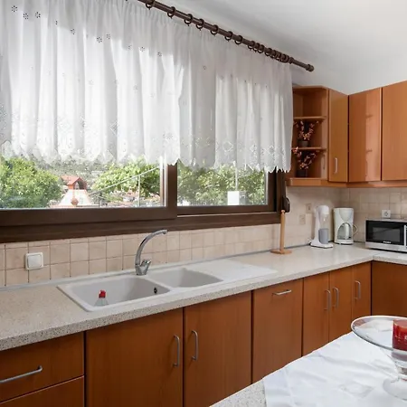 Apartment Thodoros
